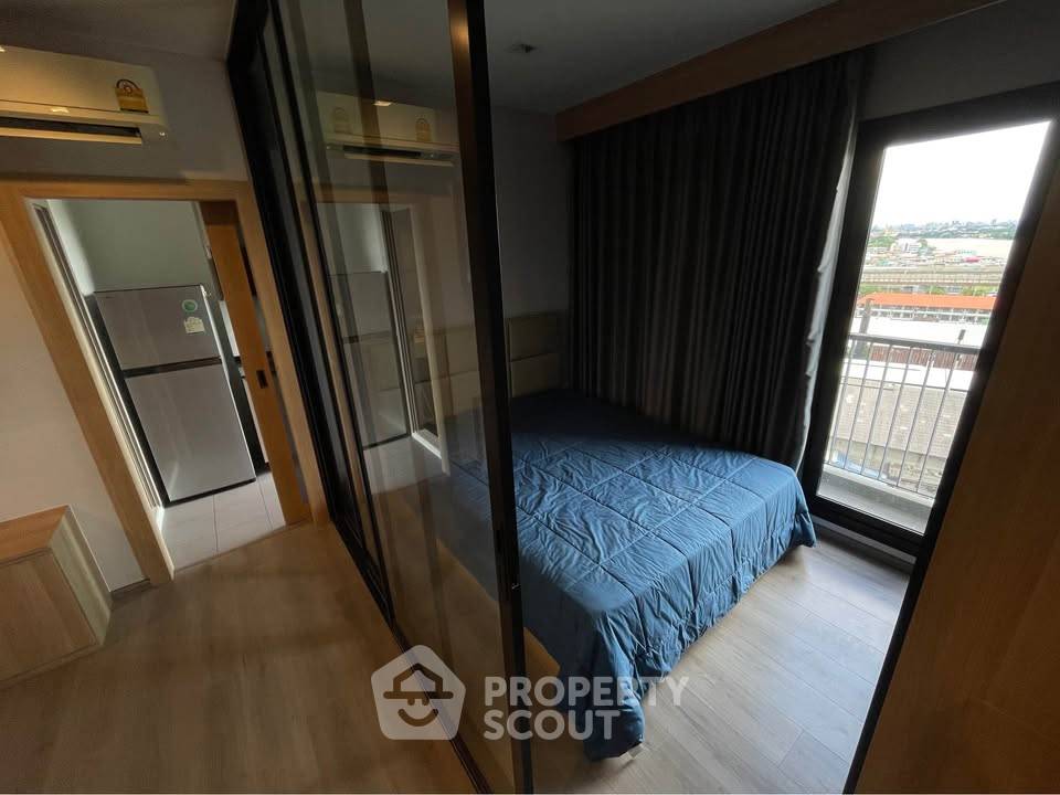 picture Studio Condo at The Politan Rive near MRT Phra Nang Klao Bridge (ID 3411920) - 5/18