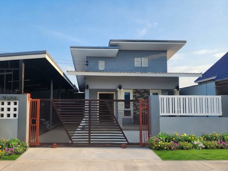 picture For sale: Detached house in Pran Buri; extensions and renovations are 80% complete. - 1/10