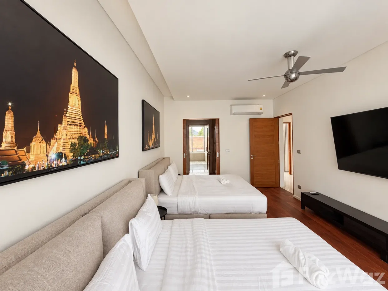 picture Luxury Four Bedroom Villa By The Sea 6866089 - 32/49