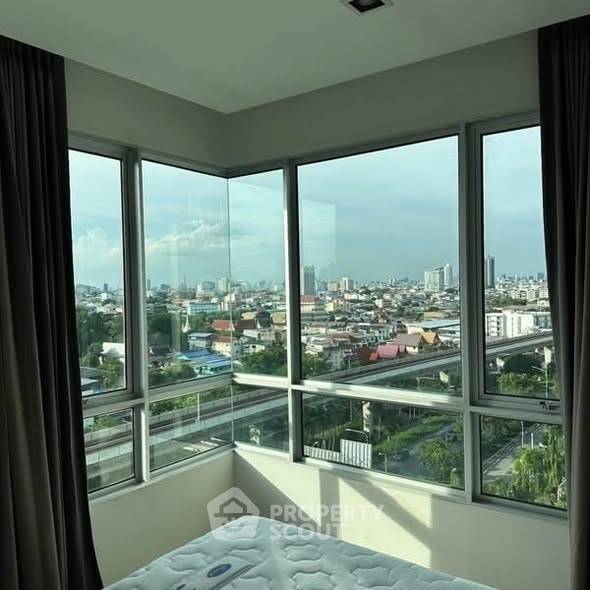 รูป คอนโด 2 ห้องนอน The Room Sathorn-Taksin ใกล้ BTS โพธิ์นิมิตร (ID 3409244) - รูปที่ 2/11