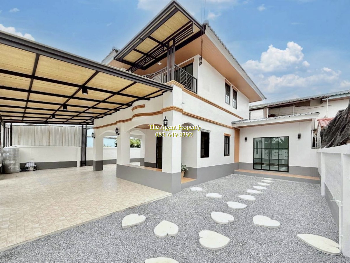 รูป ขายบ้านเดี่ยวหมู่บ้านณัฐวรรณ หนองจอก กระทุ่มราย สังฆสันติสุข 18 สุวินทวงศ์ นิมิตใหม่ บ้านรีโนเวทใหม่ 55.1 ตร.ว. 4 นอน 2 น้ำ พร้อมอยู่ ราคา 3.89 ล้าน - รูปที่ 2/31