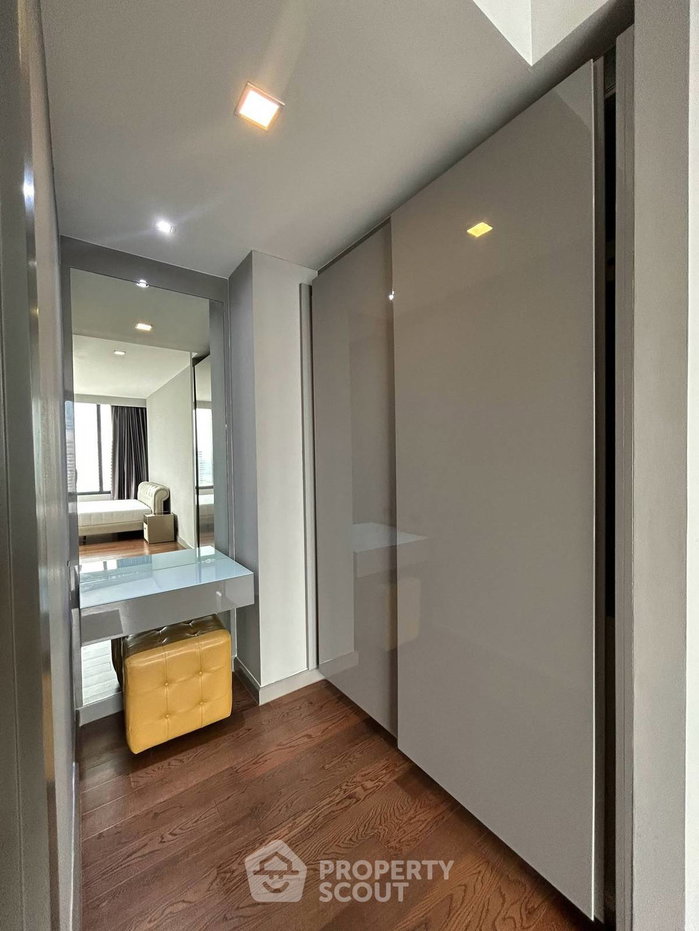 picture 2-BR Condo at M Silom near BTS Chong Nonsi (ID 3410066) - 7/14