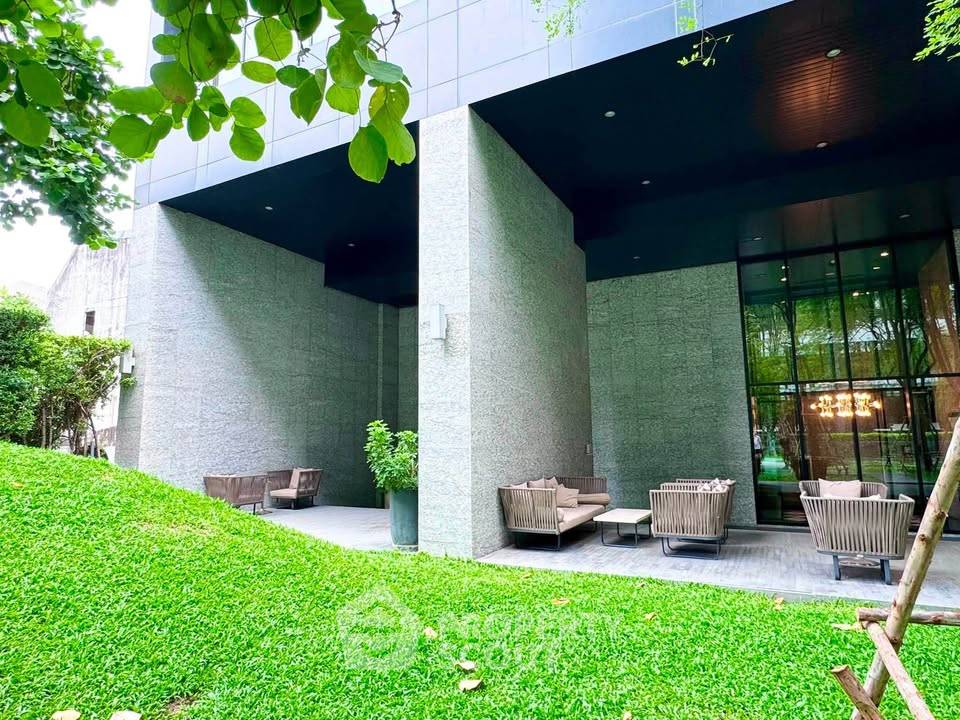 picture 23rd-Floor 2-BR At Noble Ploenchit, 100m To BTS Phloen Chit (ID 3409933) - 15/19