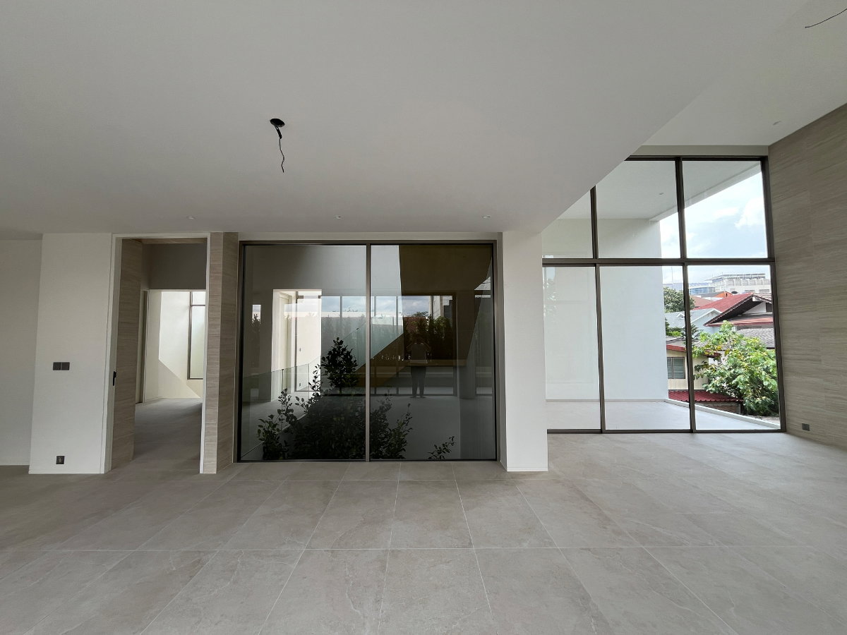 รูป ขาย Residential Home Office รัชดา 32 (RCD32) บ้านเลขที่ 32/154 | โฮมออฟฟิศหรู 4 ชั้น พร้อมลิฟต์และที่จอดรถ 8 คัน - รูปที่ 2/28