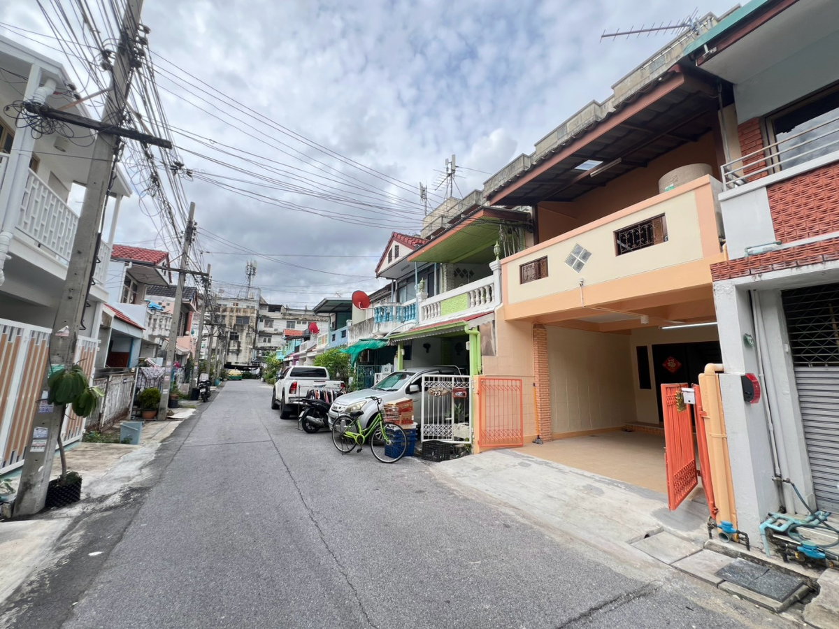 รูป 🏠(ขาย) ทาวน์เฮาส์ 2 ชั้น  📍ซอย รามอินทรา 67  แยก 1  🚅 500 ม. ถึงรถไฟฟ้าสายสีชมพู สถานี รามอินทรา กม.6 - รูปที่ 19/20