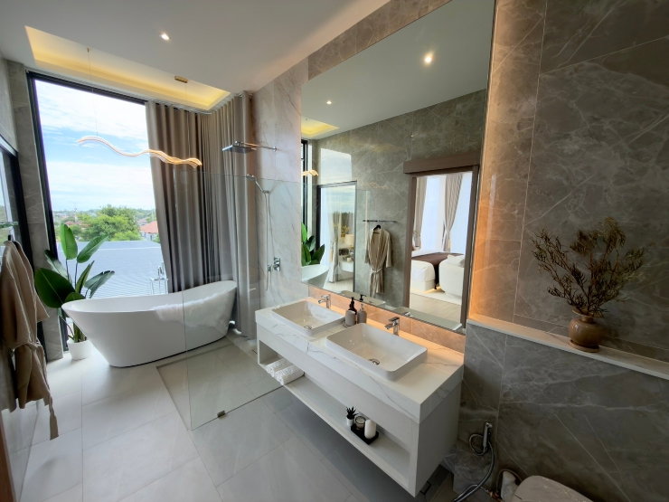 picture Luxury Pool Villa for sale , Mabprachan Pattaya  - 15/20