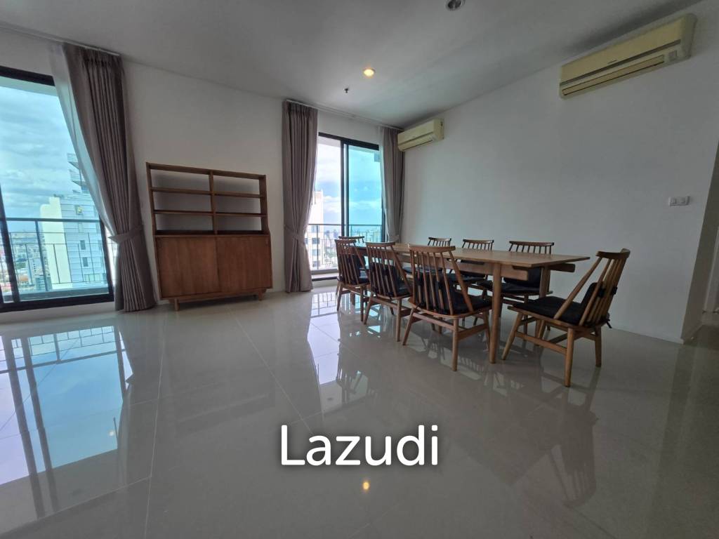 picture Villa Asoke 312.8 sqm Penthouse with Skyline Views in Bangkok - 2/10