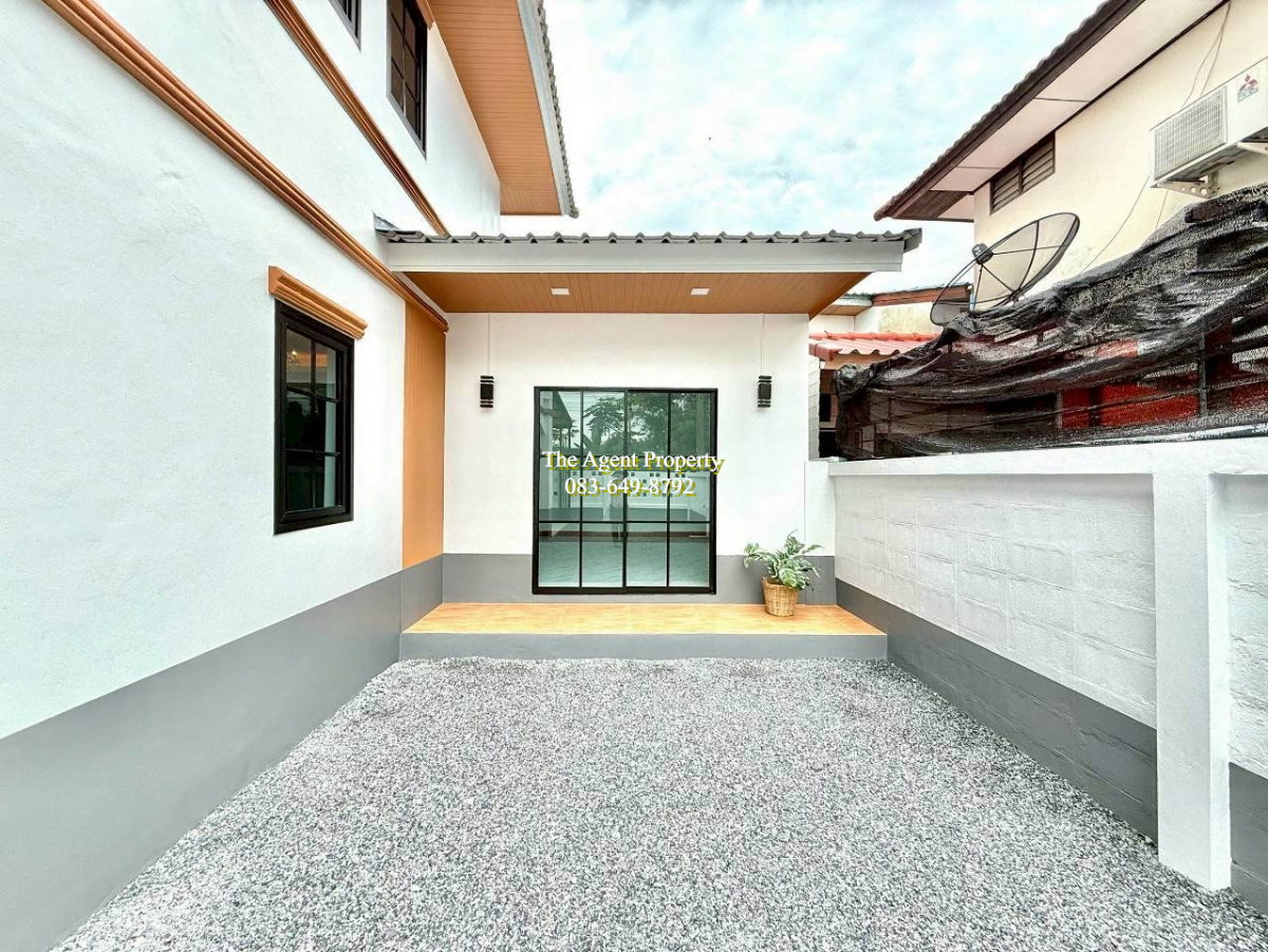 รูป ขายบ้านเดี่ยวหมู่บ้านณัฐวรรณ หนองจอก กระทุ่มราย สังฆสันติสุข 18 สุวินทวงศ์ นิมิตใหม่ บ้านรีโนเวทใหม่ 55.1 ตร.ว. 4 นอน 2 น้ำ พร้อมอยู่ ราคา 3.89 ล้าน - รูปที่ 28/31