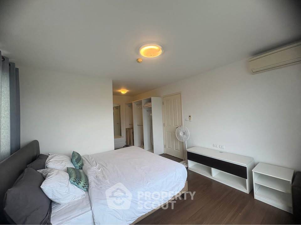 picture 2-BR Condo at Baan Koo Kiang Huahin in Nong Kae (ID 3411222) - 3/10