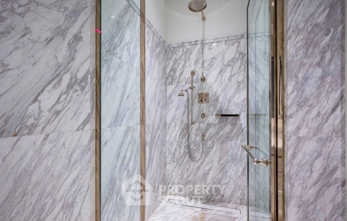 picture Pet-Friendly 2-BR At 98 Wireless, 200m To BTS Phloen Chit (ID 3417433) - 15/19