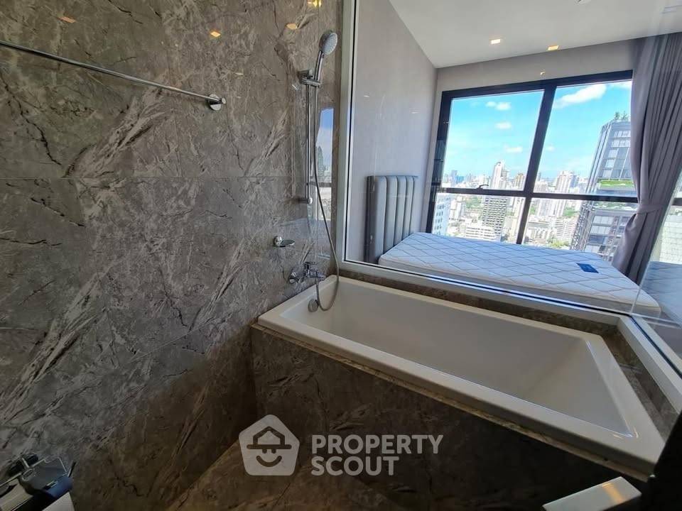 picture 2-BR Condo at Ashton Asoke near MRT Sukhumvit (ID 3414956) - 3/7