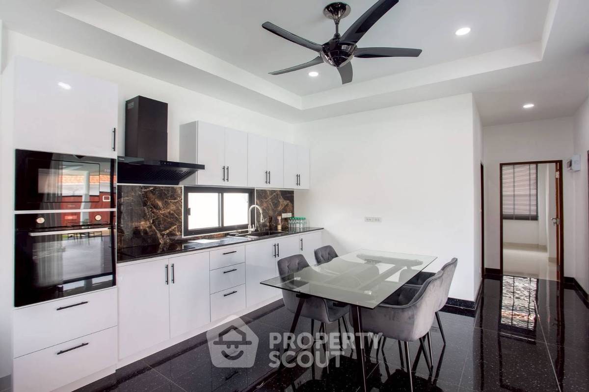 รูป วิลล่า 3-ห้องนอน ใน วังก์พง (ID 1299863) - รูปที่ 8/13