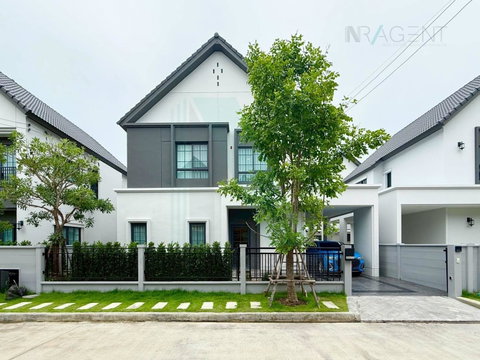 📌 ให้เช่าบ้านเดี่ยว 2 ชั้น เซนโทร บางนา 4 ห้องนอน 4 ห้องน้ำ