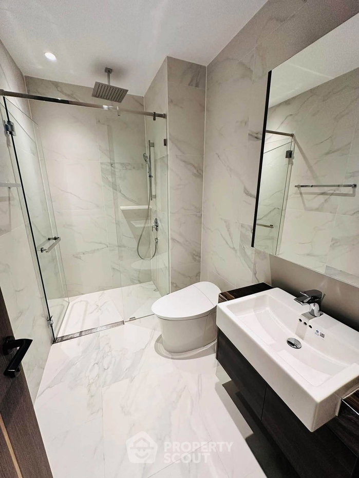 picture 3-BR Condo at Supalai Icon Sathon near MRT Si Lom (ID 3416179) - 6/17