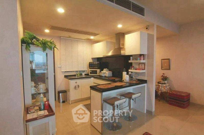 picture 3-BR Condo at Watermark Chaophraya near BTS Krung Thon Buri (ID 3417410) - 11/16