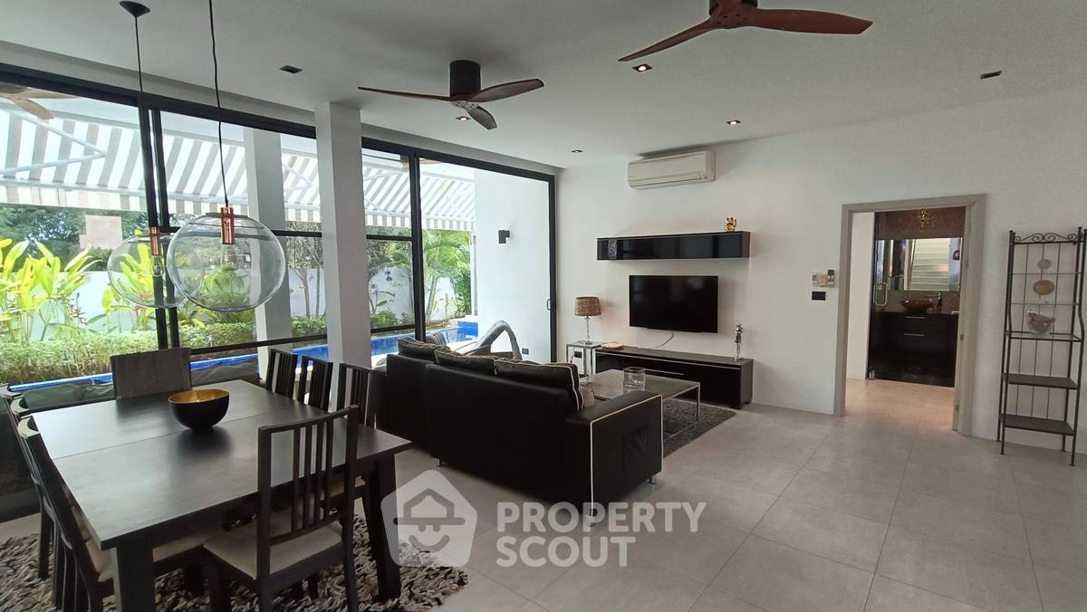 picture Spacious 3-BR Villa, 445 Sqm At La Lua Resort Hua Hin (ID 3252221) - 16/20