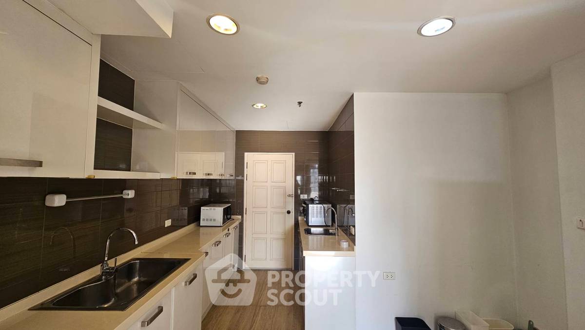 picture 3-BR Condo at Fifty Fifth Tower Thonglor near BTS Thong Lor (ID 512248) - 12/25