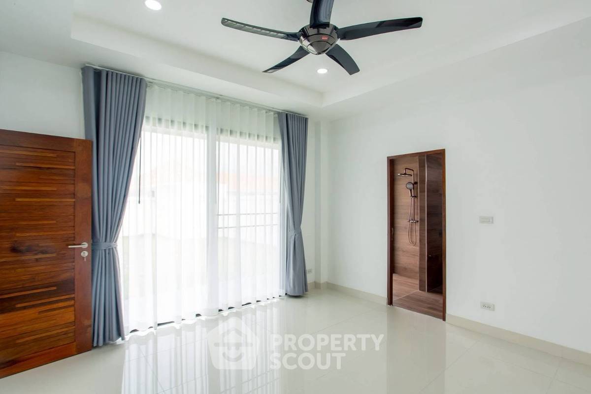 รูป วิลล่า 3-ห้องนอน ใน วังก์พง (ID 1299863) - รูปที่ 9/13