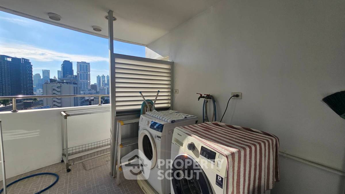 picture 3-BR Condo at Fifty Fifth Tower Thonglor near BTS Thong Lor (ID 512248) - 23/25
