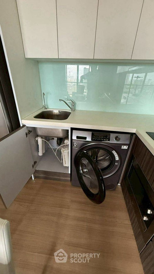 picture 2-BR Condo at Urbano Absolute near BTS Krung Thon Buri (ID 3417350) - 10/13