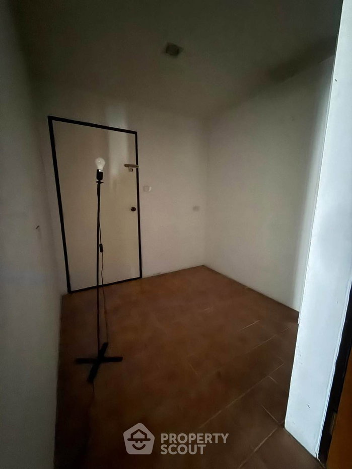 รูป คอนโด 2 ห้องนอน 182 ตร.ม. Ruamjai Heights ใกล้ ARL มักกะสัน (ID 3417585) - รูปที่ 9/10