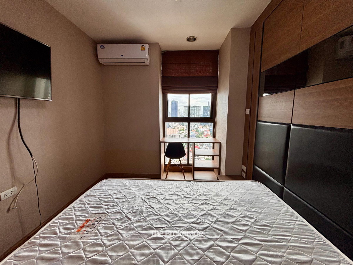 รูป ให้เช่า! คอนโด ไอดีโอ ลาดพร้าว 5 (Ideo Ladprao 5) 1 ห้องนอน 1 ห้องน้ำ 33 ตร.ม. 12,500 บาท ติดต่อไลน์: @thebrokerage - รูปที่ 9/12
