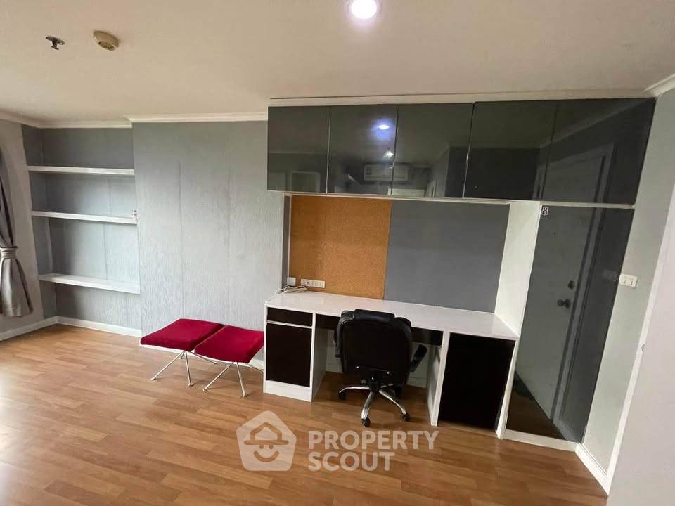 รูป คอนโด 1 ห้องนอน Lumpini Place Rama 4 Kluaynamthai ใกล้ BTS เอกมัย (ID 3418382) - รูปที่ 3/7