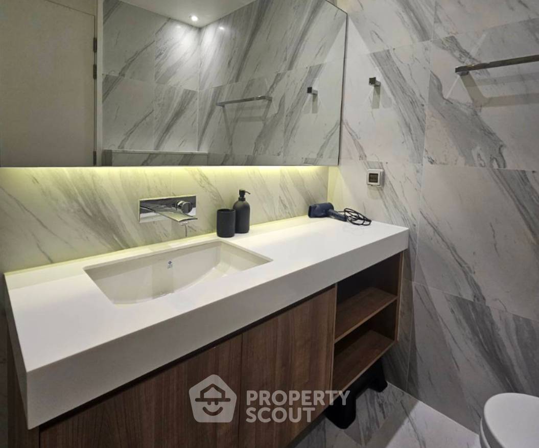 picture Pet-Friendly 1-BR Muniq Sukhumvit 23, 100m To MRT Sukhumvit (ID 3413912) - 4/5