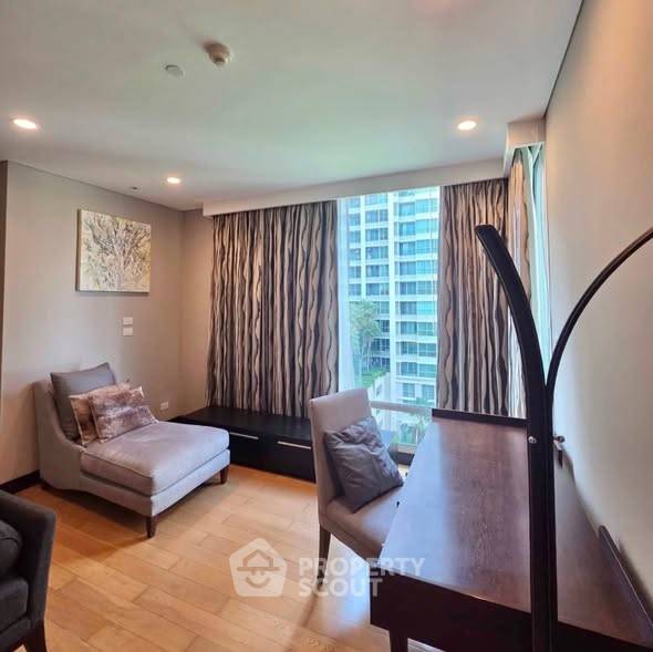 picture 3-BR Condo at The Park Chidlom near BTS Chit Lom (ID 3420238) - 3/16