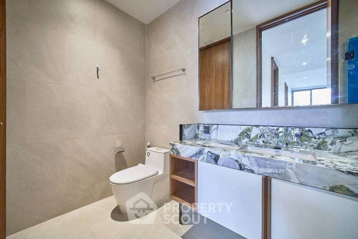 picture 2-BR Condo For Sale At ROMM CONVENT Near BTS Sala Daeng (ID 3419169) - 21/24