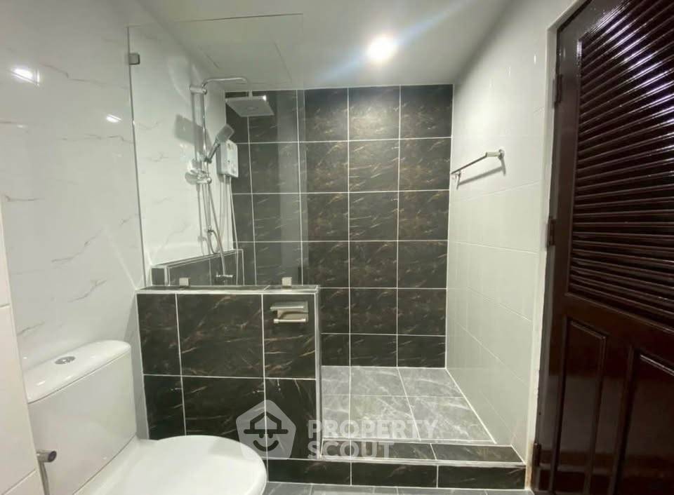 picture 141 Sqm 3-BR Condo At The Trio Near Chiang Mai University (ID 3414898) - 20/23