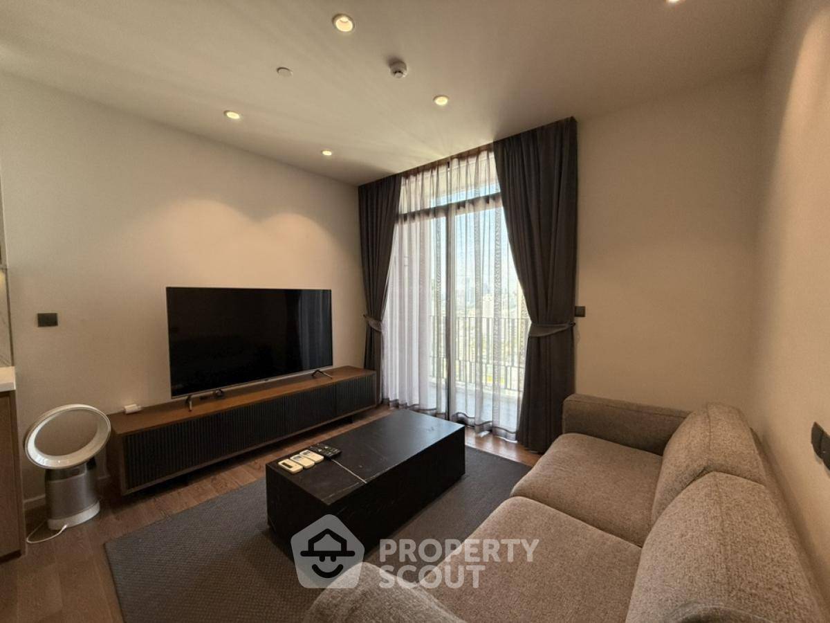 picture 2-BR Condo at Muniq Sukhumvit 23 near MRT Sukhumvit (ID 3417357) - 1/9