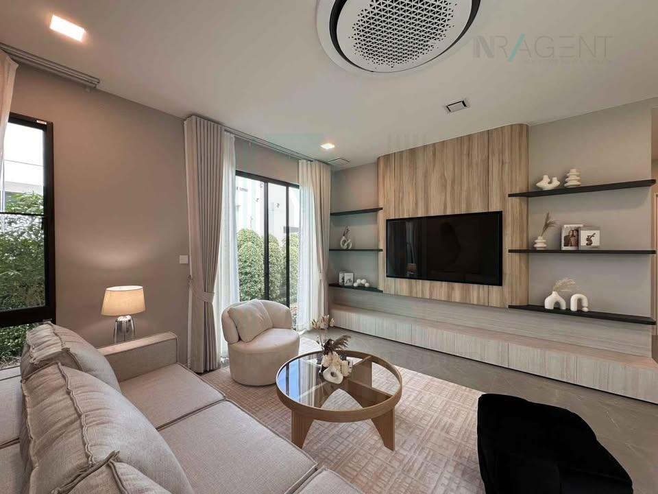 รูป 📌 ขายบ้านเดี่ยว โครงการ บ้านมัณฑนา บางนา กม. 15 2 ชั้น 4 ห้องนอน 5 ห้องน้ำ - รูปที่ 3/8