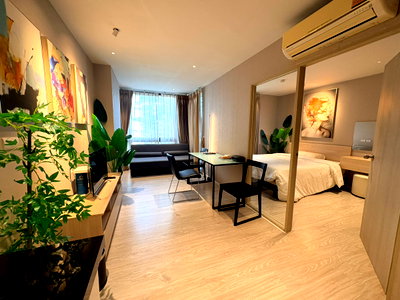 Condos for sale : For sale Condo Palm Spring The Palor at Nimman Chiangmai