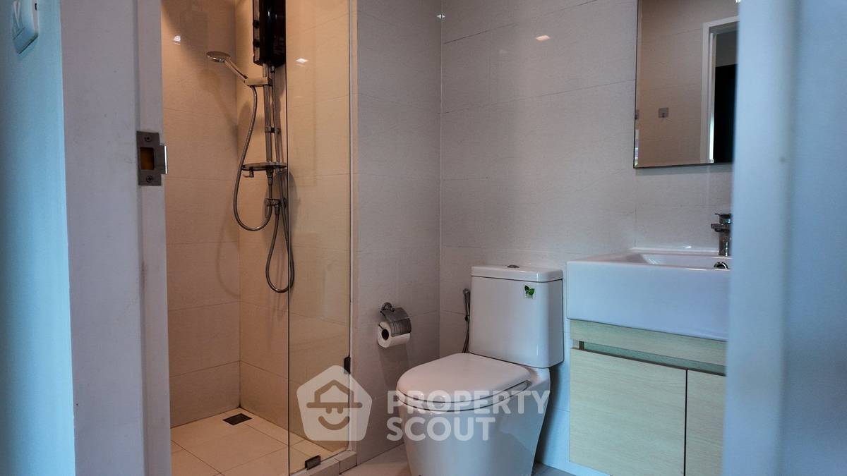 picture 2-BR Condo At Metro Luxe Ratchada Near MRT Huai Khwang (ID 3419060) - 9/11