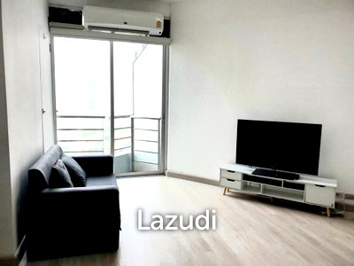 Condos for rent : Baan Sathorn Chaopraya: 45 sqm Furnished Condo in Bangkok