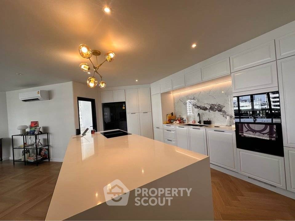 picture Pet-Friendly 3-BR 220 Sqm At Mano Tower Near MRT Phetchaburi (ID 3414948) - 16/19