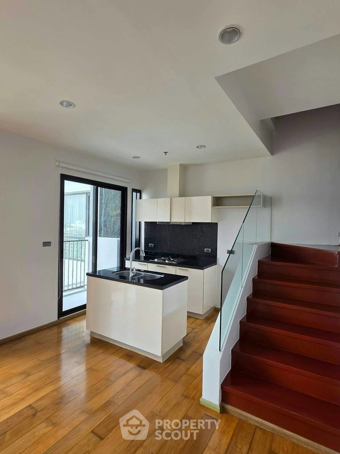 รูป คอนโด 2 ห้องนอน ใกล้ BTS วงเวียนใหญ่ 200 ม. Fuse Sathorn-Taksin (ID 3417449) - รูปที่ 2/14