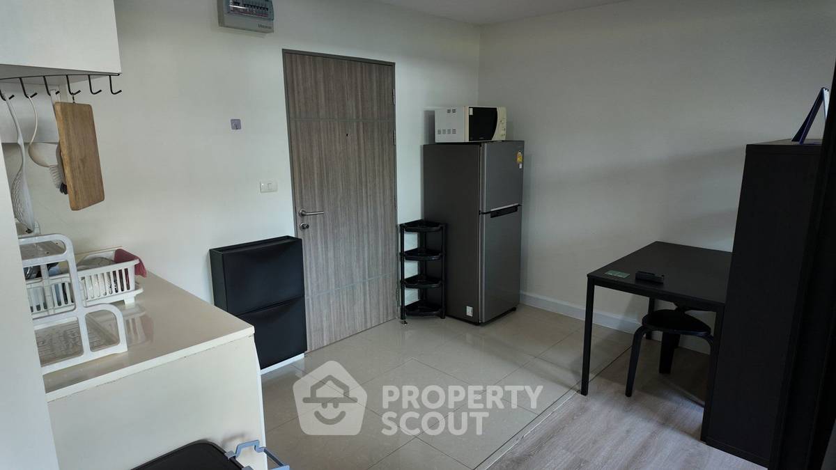 picture 2-BR Condo At Metro Luxe Ratchada Near MRT Huai Khwang (ID 3419060) - 5/11