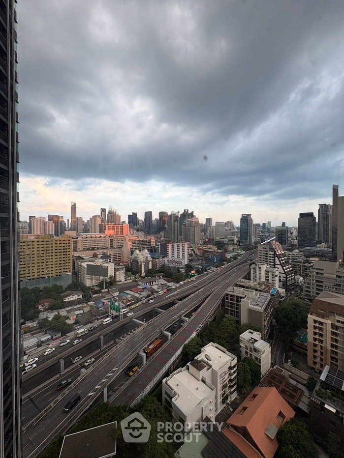 picture 20th-Floor 1-BR At Life One Wireless Near BTS Phloen Chit (ID 3413196) - 3/15