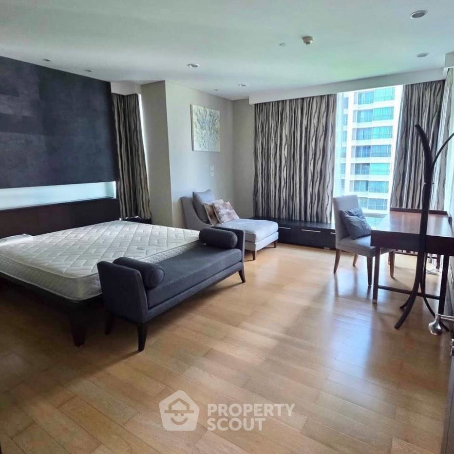 picture 3-BR Condo at The Park Chidlom near BTS Chit Lom (ID 3420238) - 8/16