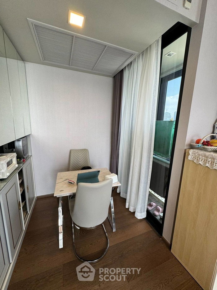 picture 15th-Floor 2-BR Ideo Q Sukhumvit 36 Near BTS Thong Lor (ID 3419131) - 5/12