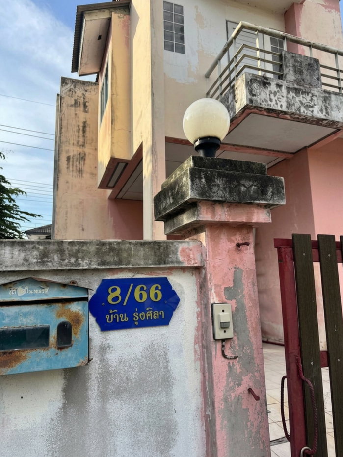 รูป ขายบ้านเดี่ยว 2 ชั้น หมู่บ้านครีเอทีฟ ลิฟวิ่ง คลองสาม 💰  ราคาต่ำกว่าตลาด พื้นที่กว้าง - รูปที่ 10/35