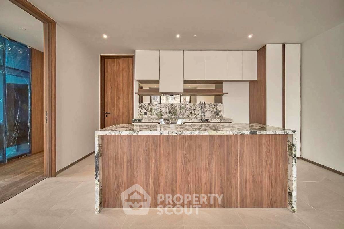 picture 2-BR Condo at ROMM CONVENT near BTS Sala Daeng (ID 3417292) - 11/26