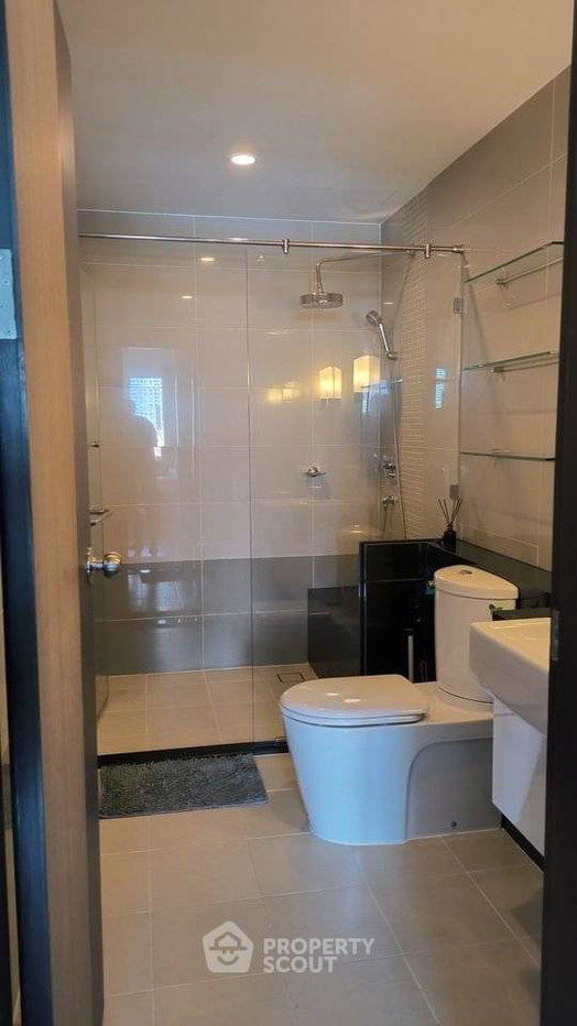 picture 2-BR Condo At Supalai River Resort Charoen Nakhon (ID 3415032) - 12/15