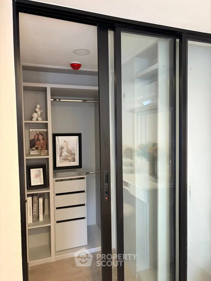 picture 200m To MRT Huai Khwang | 2-BR At SOHO Bangkok Ratchada (ID 3414648) - 20/28