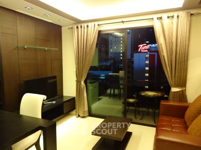 รูป ใกล้ BTS อโศก เพียง 100 ม. | คอนโด 1 ห้องนอน Le Cote Sukhumvit 14 (ID 885132) - รูปที่ 2/13