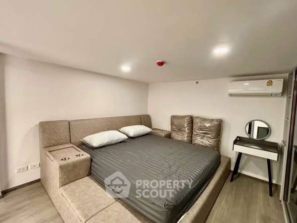 picture 1-BR Condo at SOHO Bangkok Ratchada near MRT Huai Khwang (ID 3417306) - 2/5