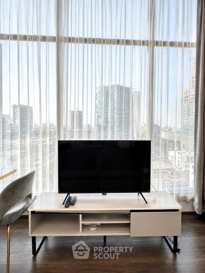 picture 2-BR Condo at Knightsbridge Space Ratchayothin near BTS Ratchayothin (ID 3417034) - 1/11