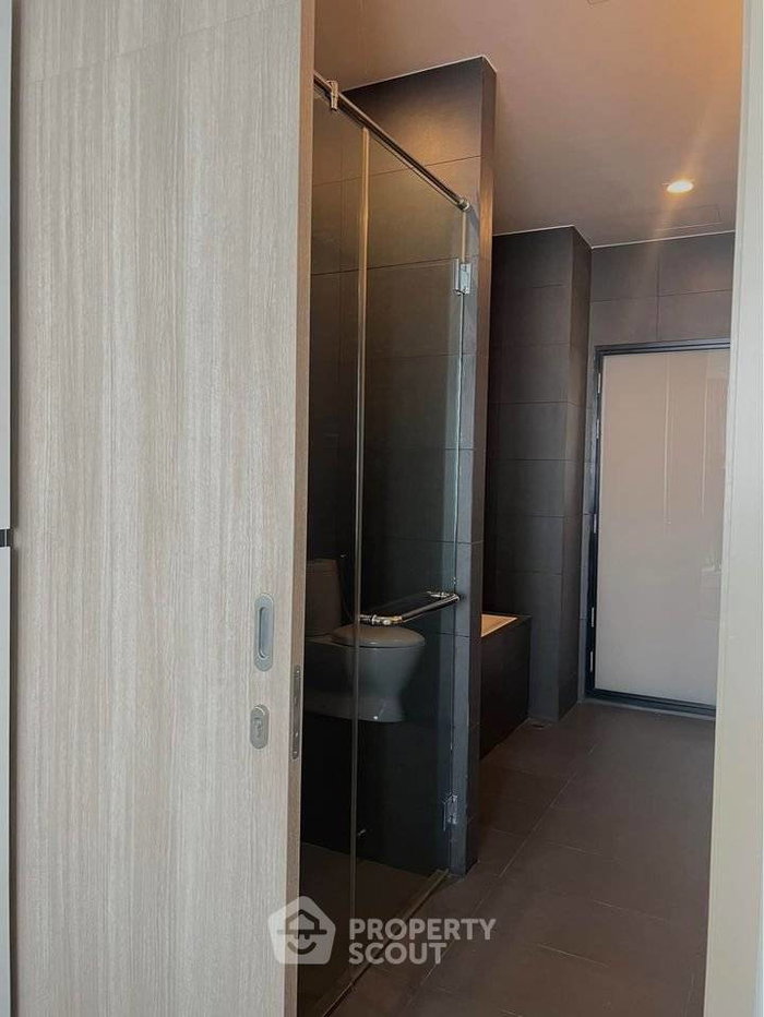 รูป คอนโด 3 ห้องนอน ชั้นสูง 209 ตร.ม. Noble Ploenchit ใกล้ BTS เพลินจิต (ID 3416026) - รูปที่ 24/26